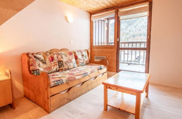160m from ski slopes, 1st floor, balcony, ski locker, 46m², La Norma
