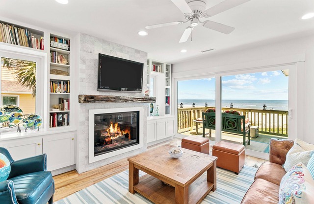 1733 E Ashley Ave - Beach Haven - Ocean Views Remodeled Near Lighthouse Nature Preserve