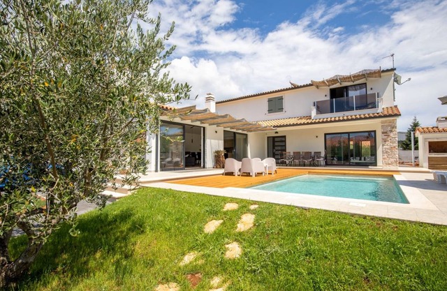 177 m² Villa ∙ 4 bedrooms ∙ 8 guests