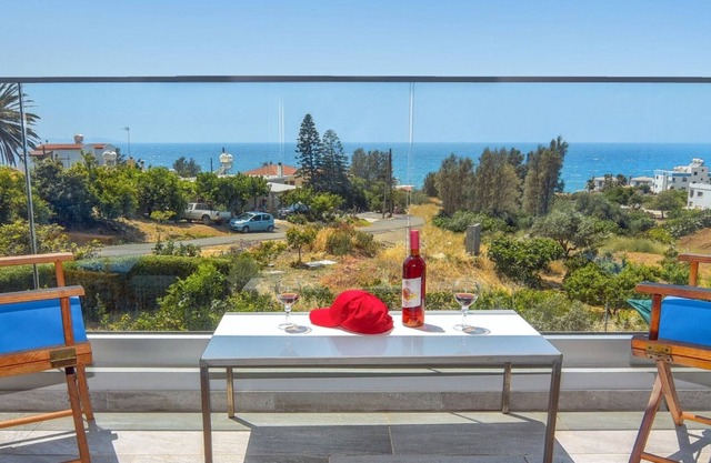 180 degrees views, Modern villa Quiet area