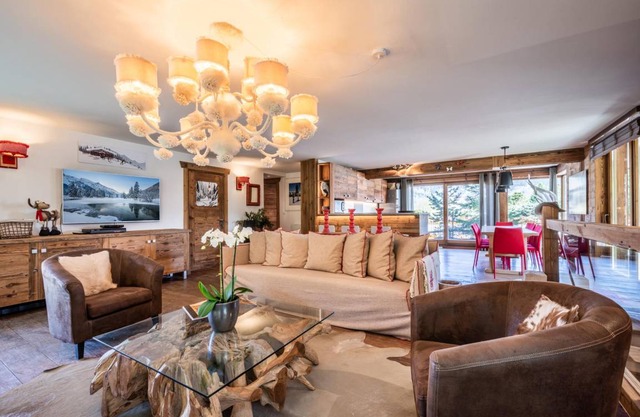 180 m² Apartment ∙ 5 bedrooms ∙ 10 guests