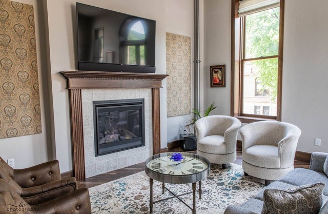 1895 Jacobs Penthouse in Historic Deadwood