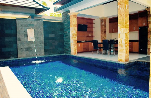 198 m² Private room ∙ 2 bedrooms ∙ 4 guests