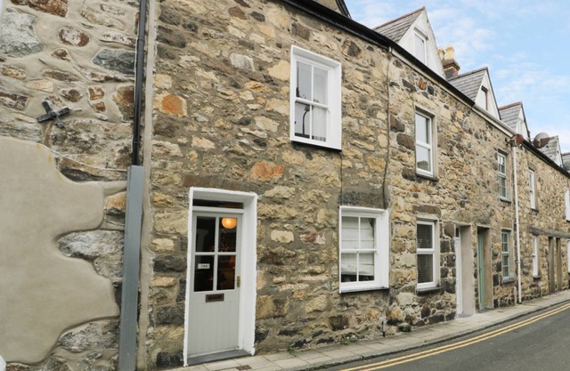 19A Kingshead Street