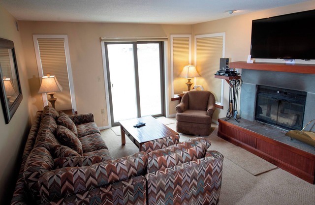 1Br Ski-in, Ski-Out at Okemo Mountain Lodge