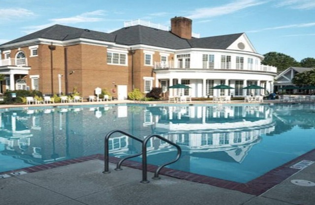 1st Fabulous 4-bedroom resort! Integrated rooms designed for family fun.