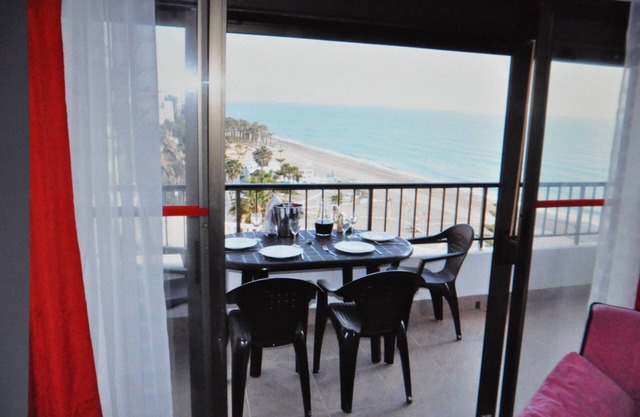 1st LINE SEA VIEW APARTMENT