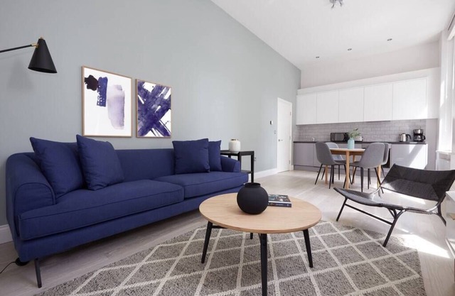 1VH sleeps 4 Virginia House - Stylishly Bloomsbury