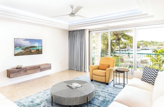 2 Bdrm Stunning Marina View at The Yacht Club C5
