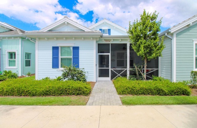 2 BED-2 BATH LUXURY COTTAGE IN THE ISLES OF COLLIER PRESERVE NAPLES FLORIDA