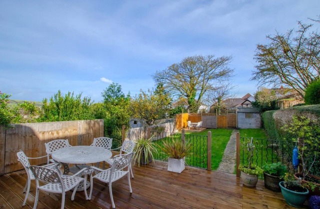 2 Bed in Swanage (oc-wy421)