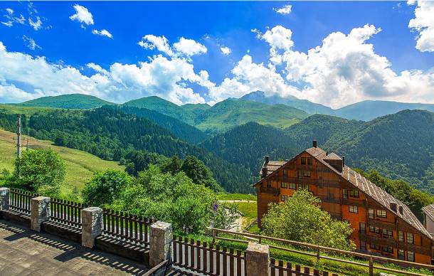 2 bedroom accommodation in Frabosa Sottana