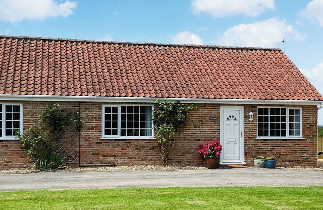 2 bedroom accommodation in Burgh Le Marsh
