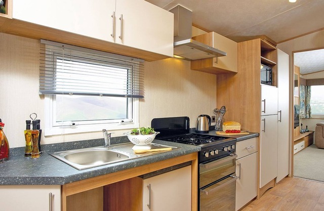 2 bedroom accommodation in Hayling Island