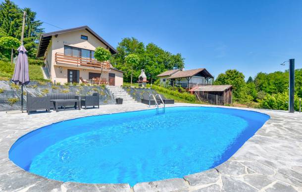 2 bedroom accommodation in Dragoslavec