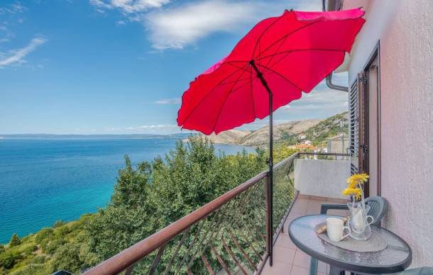2 bedroom accommodation in Punat