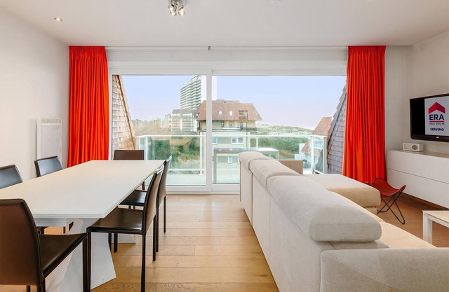 2 bedroom accommodation in Oostduinkerke