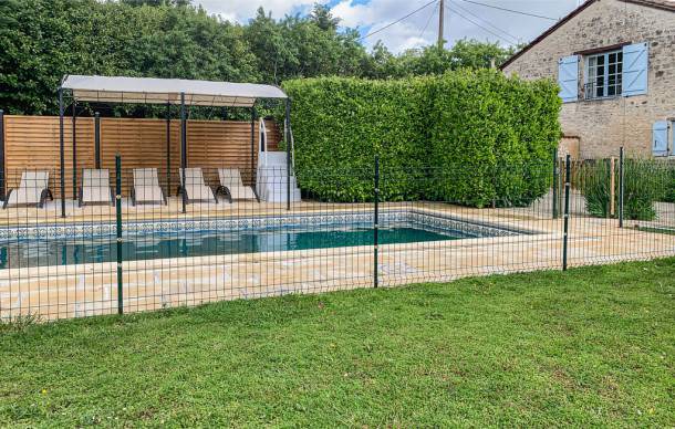 2 bedroom accommodation in Nanclars