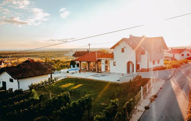 2 bedroom accommodation in Popovaca