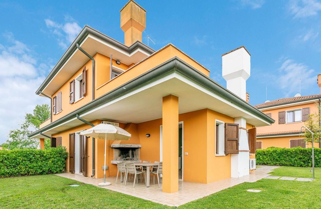 2 bedroom accommodation in Albarella RO