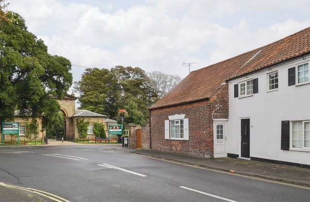 2 bedroom accommodation in Sewerby, near Bridlington