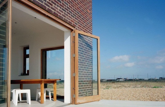 2 bedroom accommodation in Dungeness