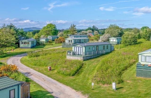 2 bedroom accommodation in Sandgreen