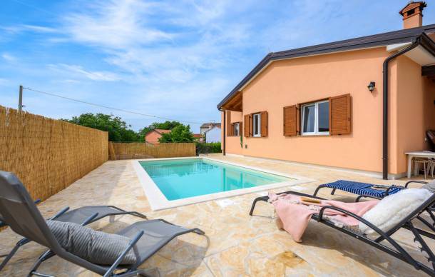 2 bedroom accommodation in Buje