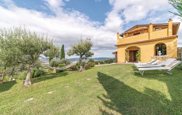 2 bedroom accommodation in Arezzo -AR-