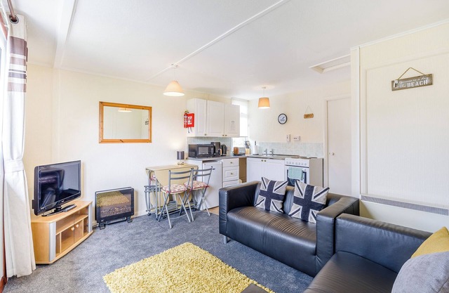 2 bedroom accommodation in Anderby Creek, Mablethorpe