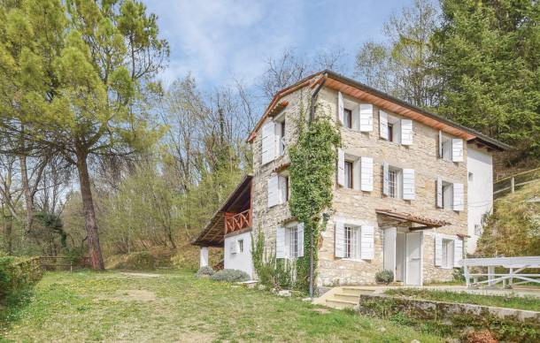 2 bedroom accommodation in Tarzo
