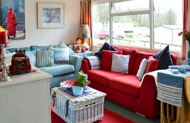 2 bedroom accommodation in Bucks Cross, near Bideford