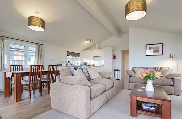 2 bedroom accommodation in Carnmenellis, Nr Falmouth