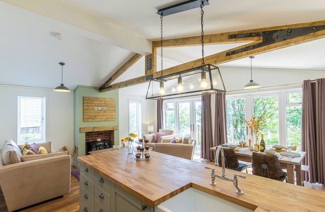 2 bedroom accommodation in Carnmenellis, Nr Falmouth