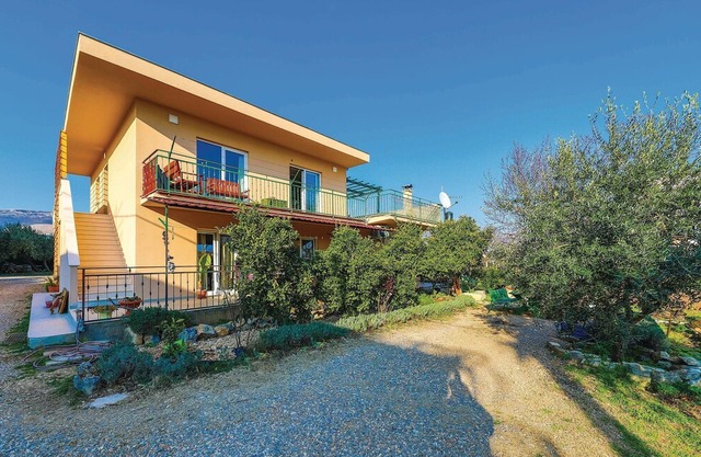 2 bedroom accommodation in Kastel Novi