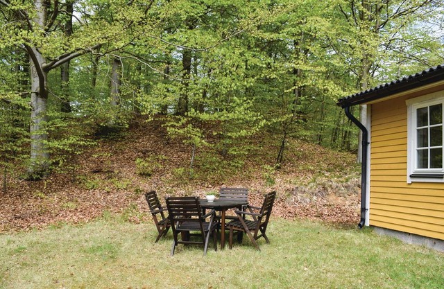 2 bedroom accommodation in Hjärnarp