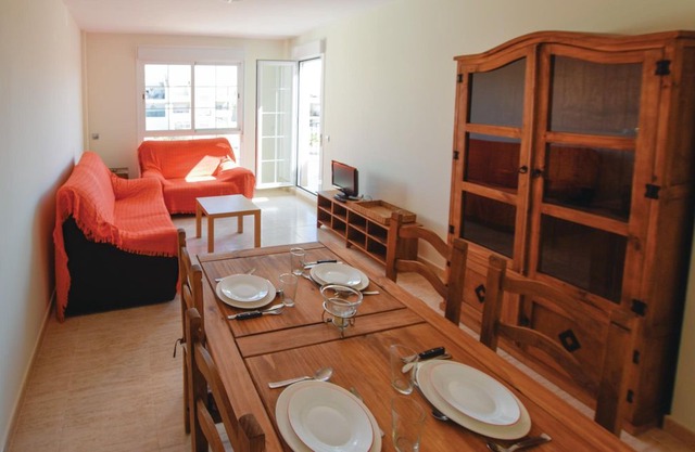 2 bedroom accommodation in El Toyo