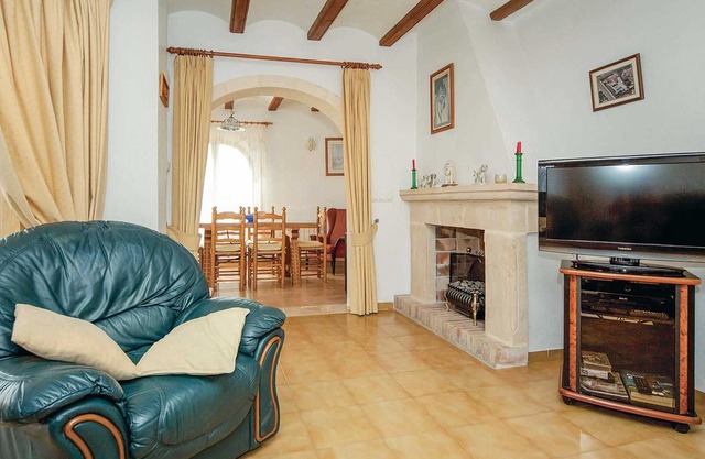 2 bedroom accommodation in Javea