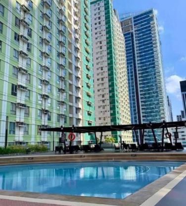 2 bedroom Avida Tower Riala VillaHermia Staycation