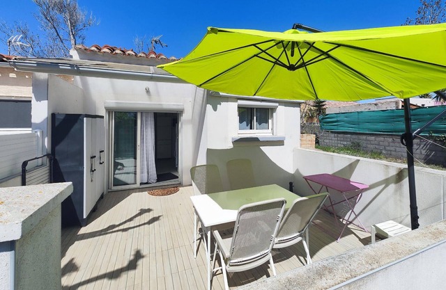 2 bedroom awesome home in Marseillan