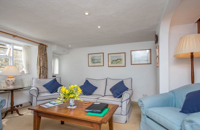 2 bedroom Cottage in Beaminster - DC038