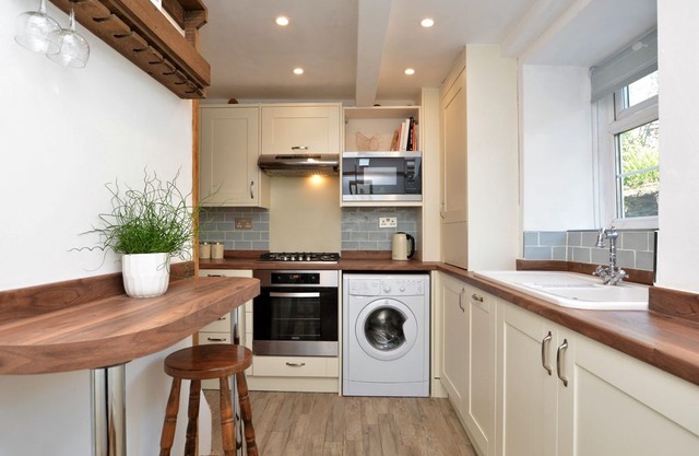 2 bedroom Cottage in Hayfield - 57871