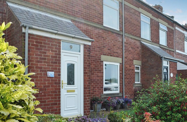 2 bedroom accommodation in Newbiggin-by-the-Sea