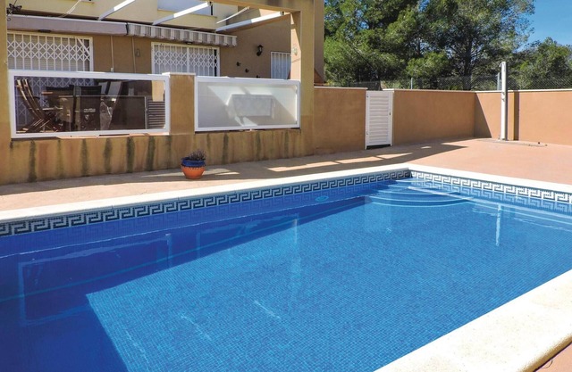 Miami Platja Outdoor Swimming Bedrooms 
