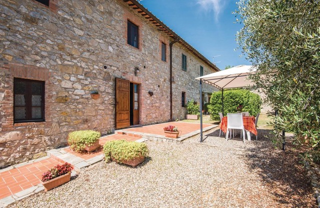 2 bedroom accommodation in Gaiole in Chianti -SI-