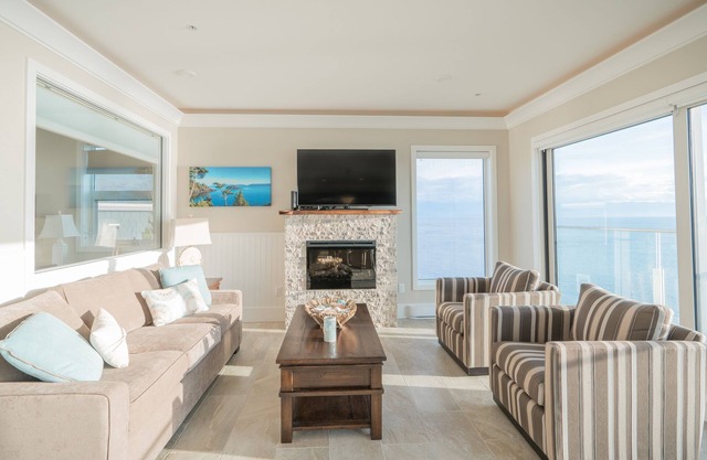 2 Bedroom Luxury in Sooke