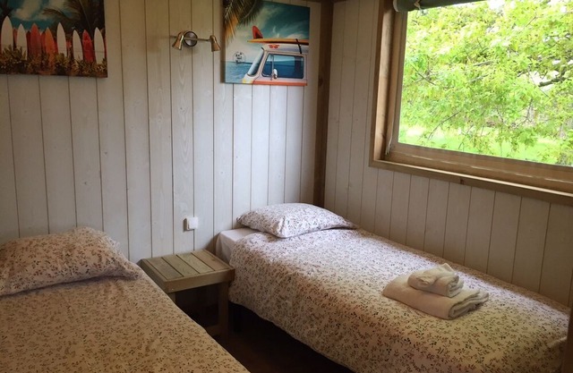 2 bedroom luxury lodge with heated covered pool
