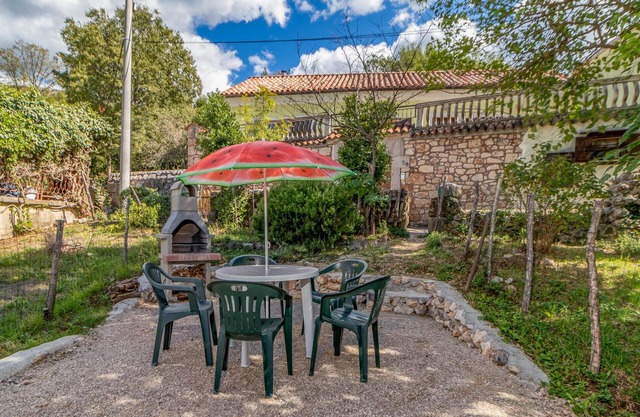 2 bedroom nice apartment in Grizane