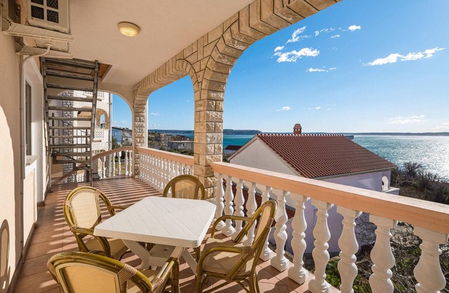 2 bedroom nice apartment in Rtina