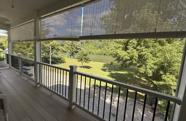 2 Bedroom Riverfront House on the New River Trail